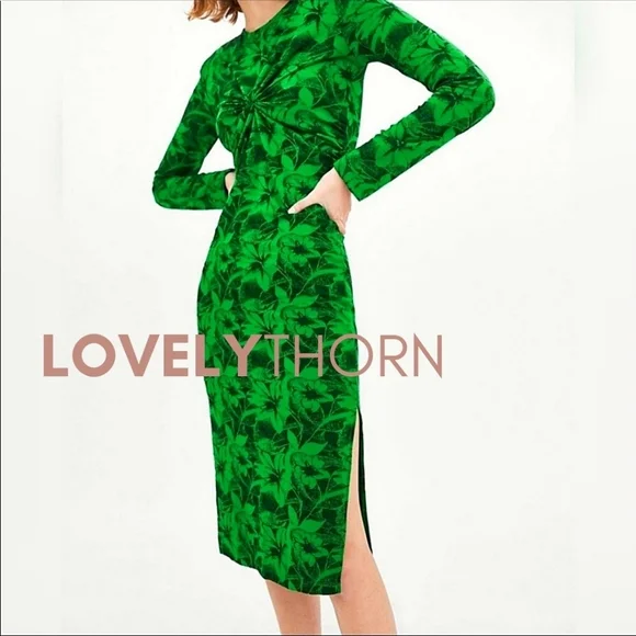 ZARA // kelly green floral printed fitted long sleeve side slit midi dress - Picture 8 of 11